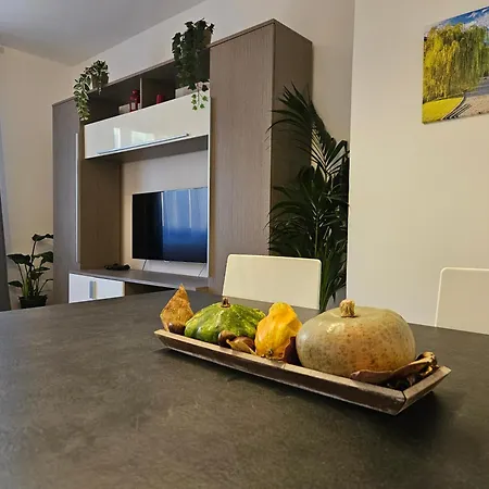 Casa Di Carlo メナッジョ